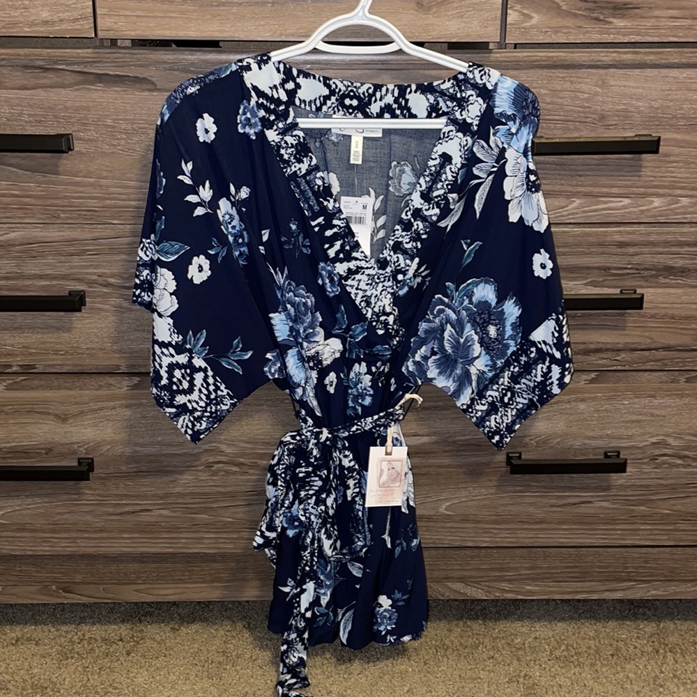 Brand- Jessica Simpson; navy blue floral; medium